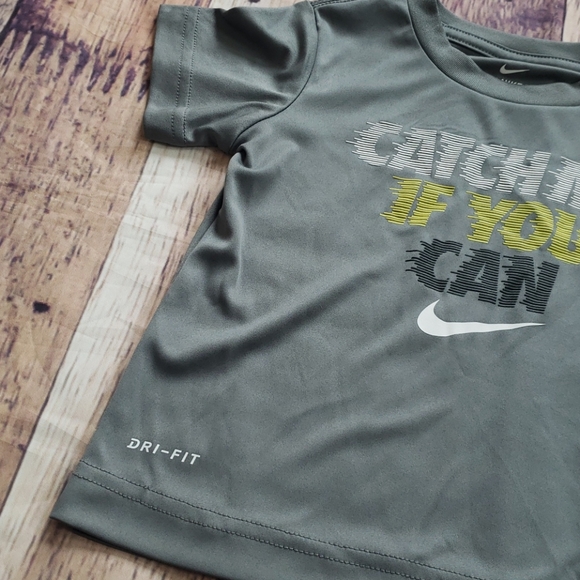 Nike Catch Me If You Can Dri-Fit - Picture 4 of 5